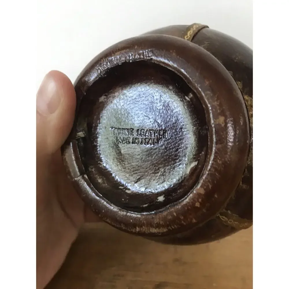 Vtg Italian Leather Covered Wrapped Glass Wine Decanter Liquor Bottle Screw Top